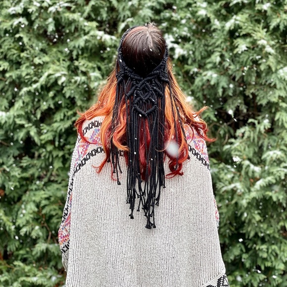 Handmade Macramé Headpiece - Picture 2 of 3